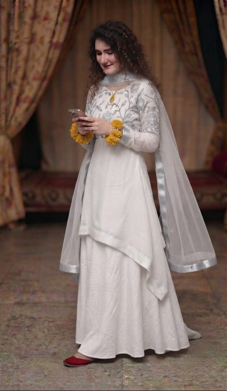 Embroidered Pakistani Wedding Guest Outfit - Image 10